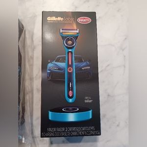 ❤💕🎁Gillette labs heated razor by Bugatti